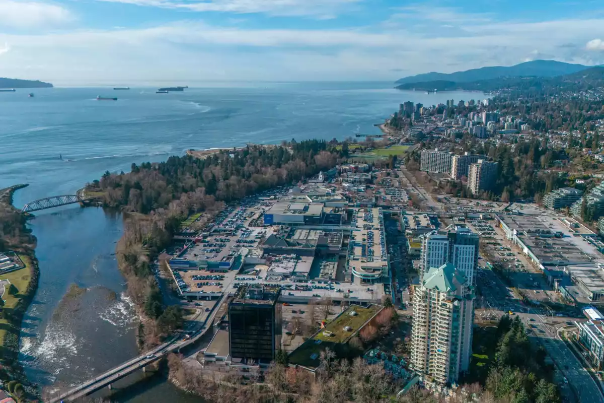 Playground / Recreational Area Near 15B 338 Taylor Way, West Vancouver, BC