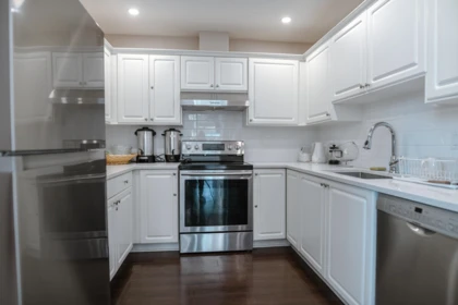 Aerial View of 15B 338 Taylor Way, West Vancouver, BC