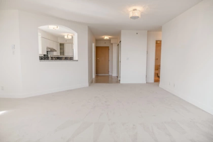 Walk-In Closet Photo of 15B 338 Taylor Way, West Vancouver, BC