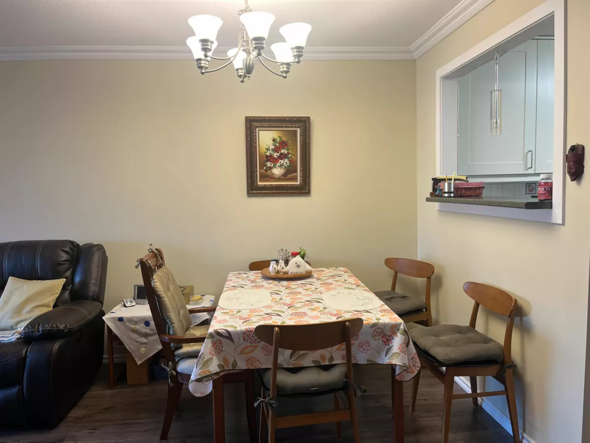Kitchen Photo of 130 7610 Evans Road, Chilliwack, BC