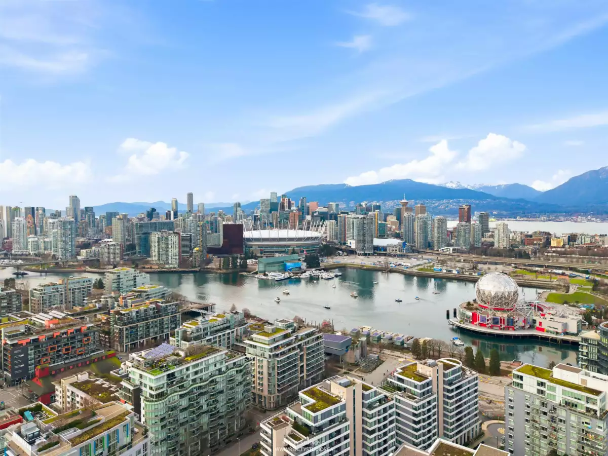 Garden / Landscaping Photo of 509 1633 Ontario Street, Vancouver, BC