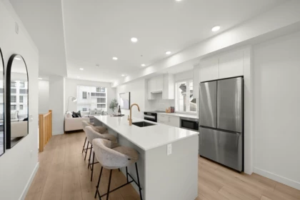 Kitchen Island Photo of 6 728 Lea Avenue, Coquitlam, BC