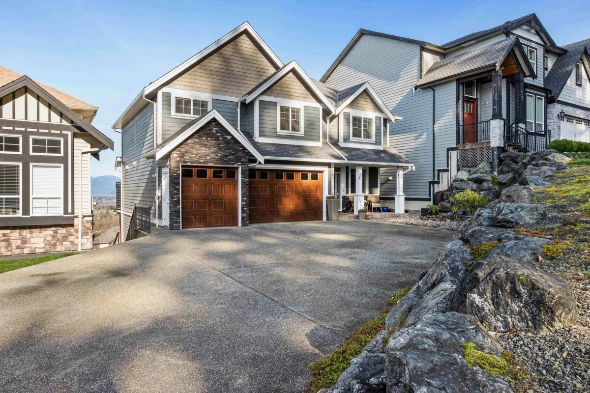 Exterior Front Photo of 5189 Cecil Ridge Place, Chilliwack, BC