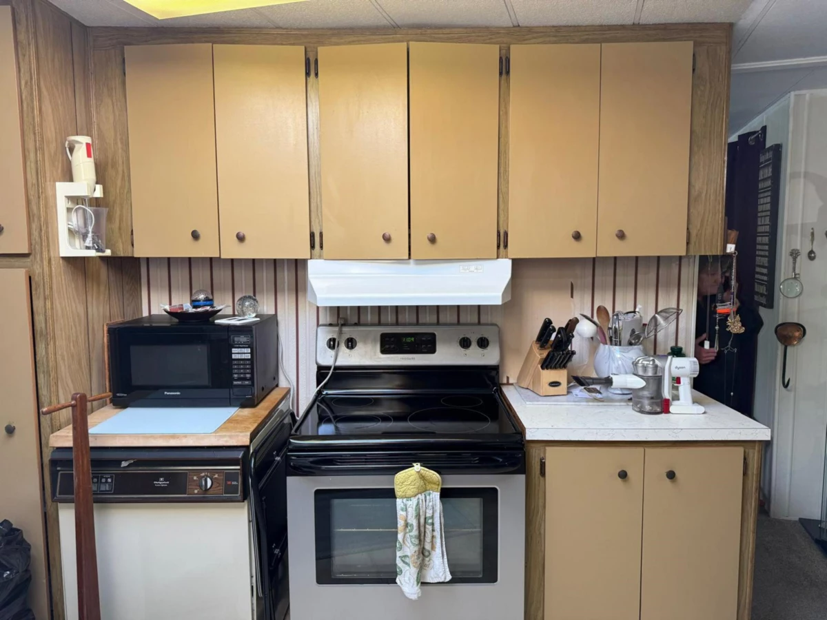 Staircase Photo of 8 3031 200 Street, Langley, BC