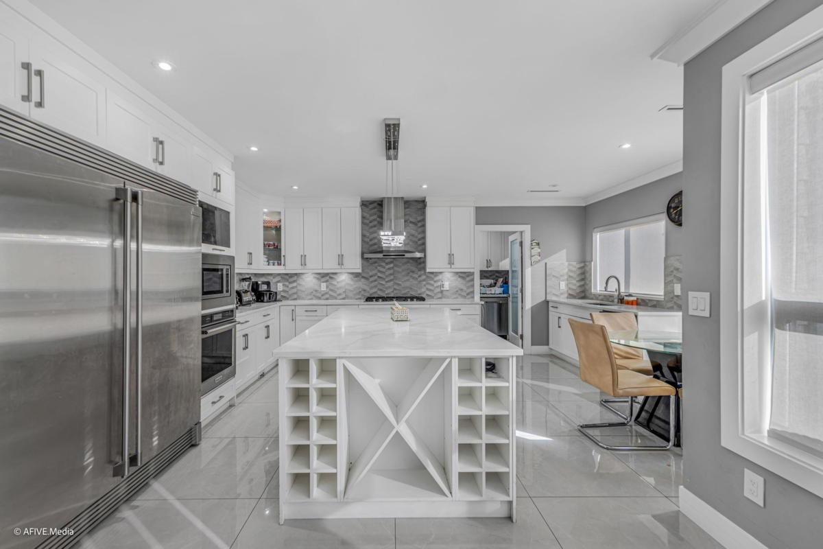 Bedroom 2 Photo of 17268 61a Avenue, Surrey, BC