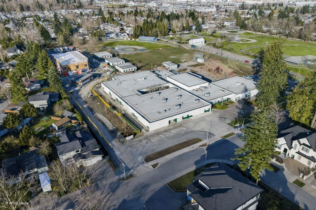 Family Room Photo of 17268 61a Avenue, Surrey, BC