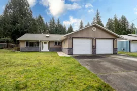 7929 Southwood Road, Halfmoon Bay, BC