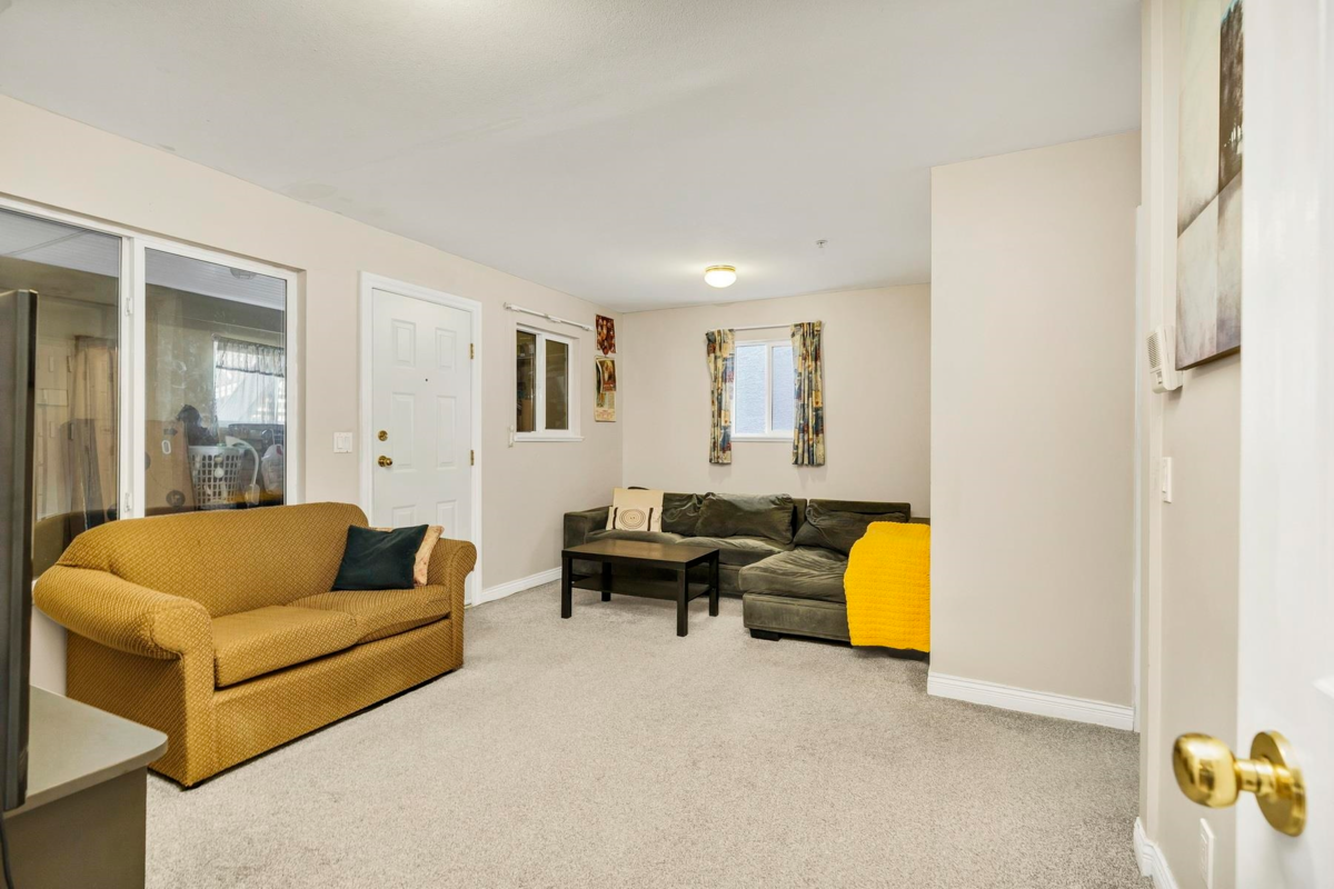 Laundry Room Photo of 591 E 28th Avenue, Vancouver, BC