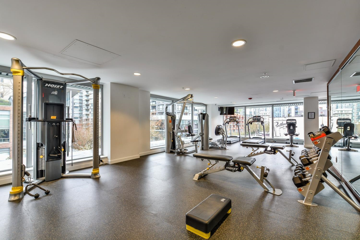 Guest Bathroom Photo of 2104 999 Seymour Street, Vancouver, BC