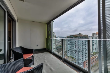 Breakfast Nook Photo of 2104 999 Seymour Street, Vancouver, BC