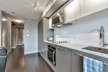 2104 999 Seymour Street, Vancouver, BC, Vancouver — Apartment/Condo for sale