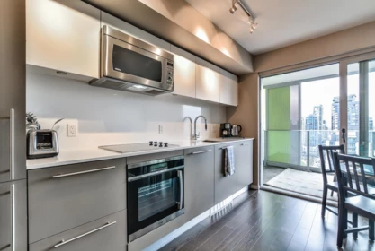 2104 999 Seymour Street, Vancouver, BC, Vancouver — Apartment/Condo for sale