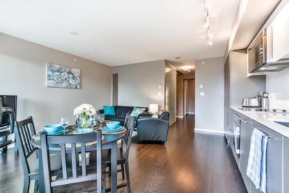 2104 999 Seymour Street, Vancouver, BC, Vancouver — Apartment/Condo for sale
