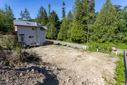 Loft / Bonus Room Photo of 1080 Foxglove Lane, Bowen Island, BC