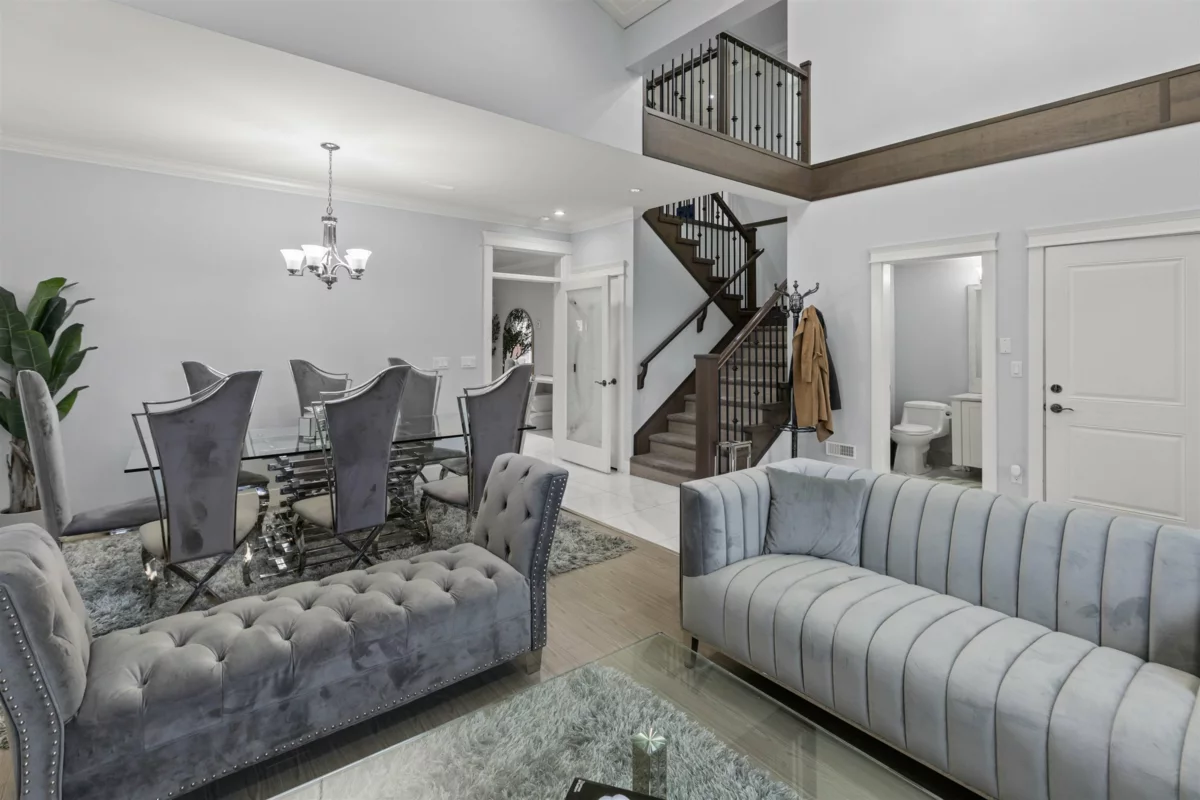 Breakfast Nook Photo of 3167 Engineer Crescent, Abbotsford, BC