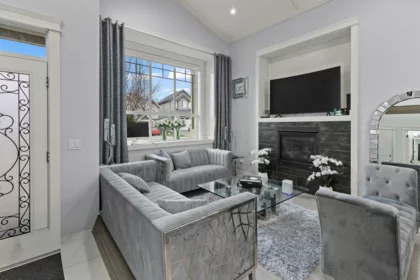 Kitchen Photo of 3167 Engineer Crescent, Abbotsford, BC