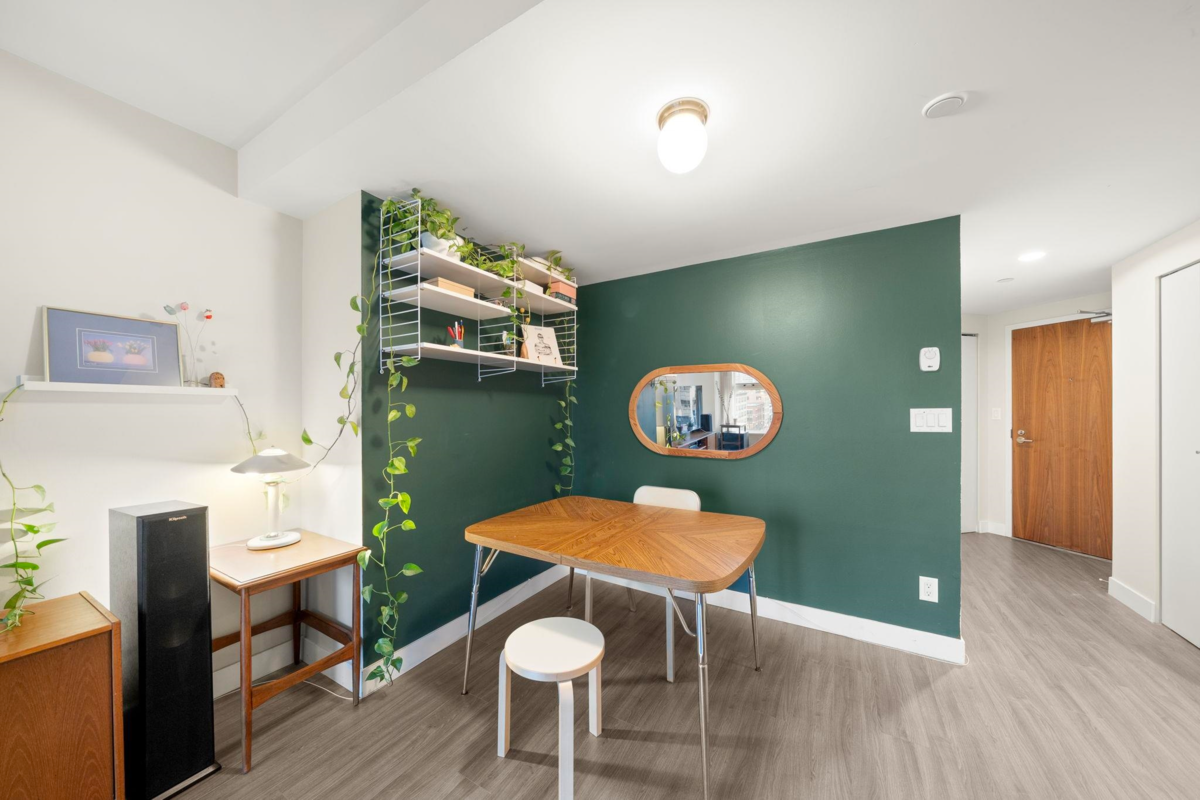 Breakfast Nook Photo of 1002 1323 Homer Street, Vancouver, BC