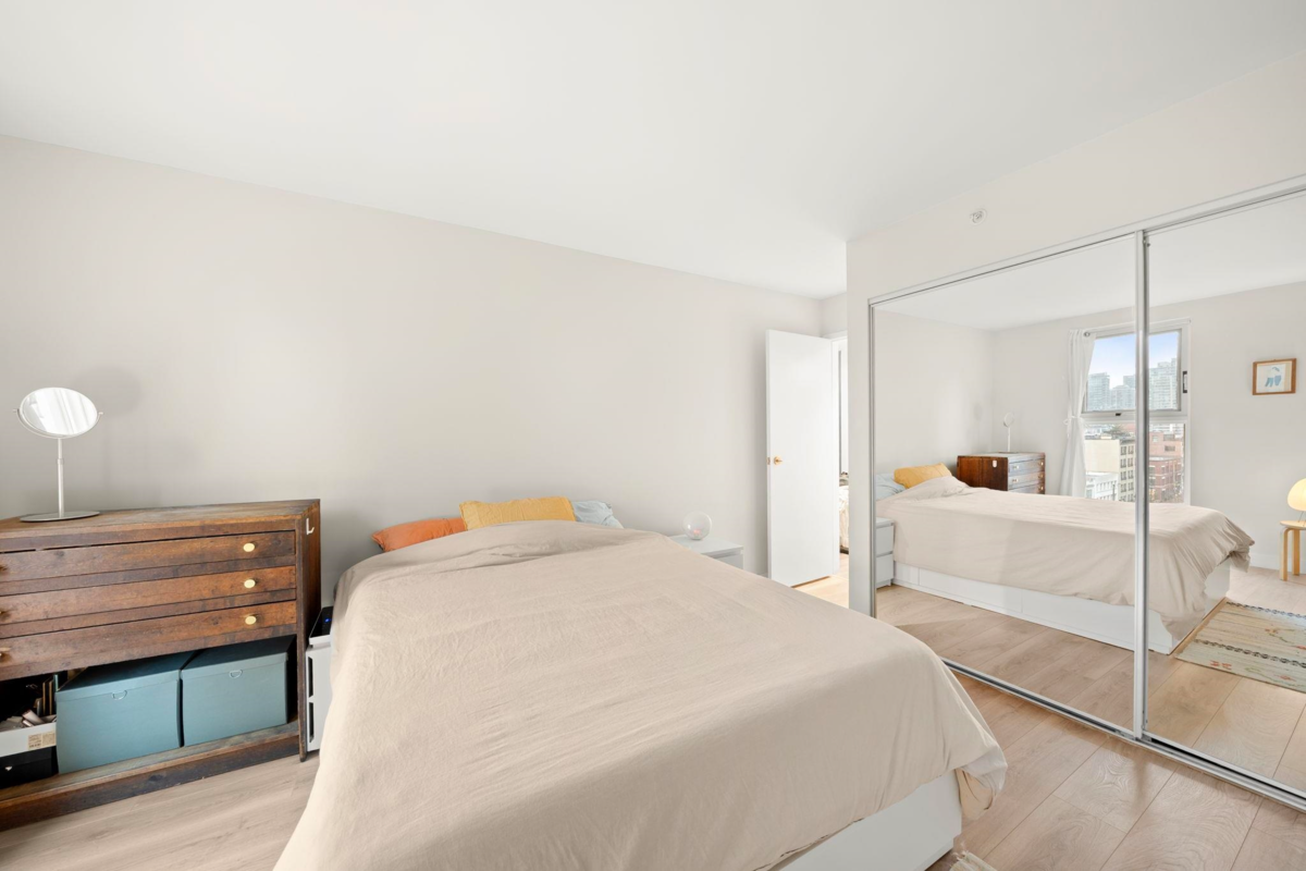 Powder Room Photo of 1002 1323 Homer Street, Vancouver, BC