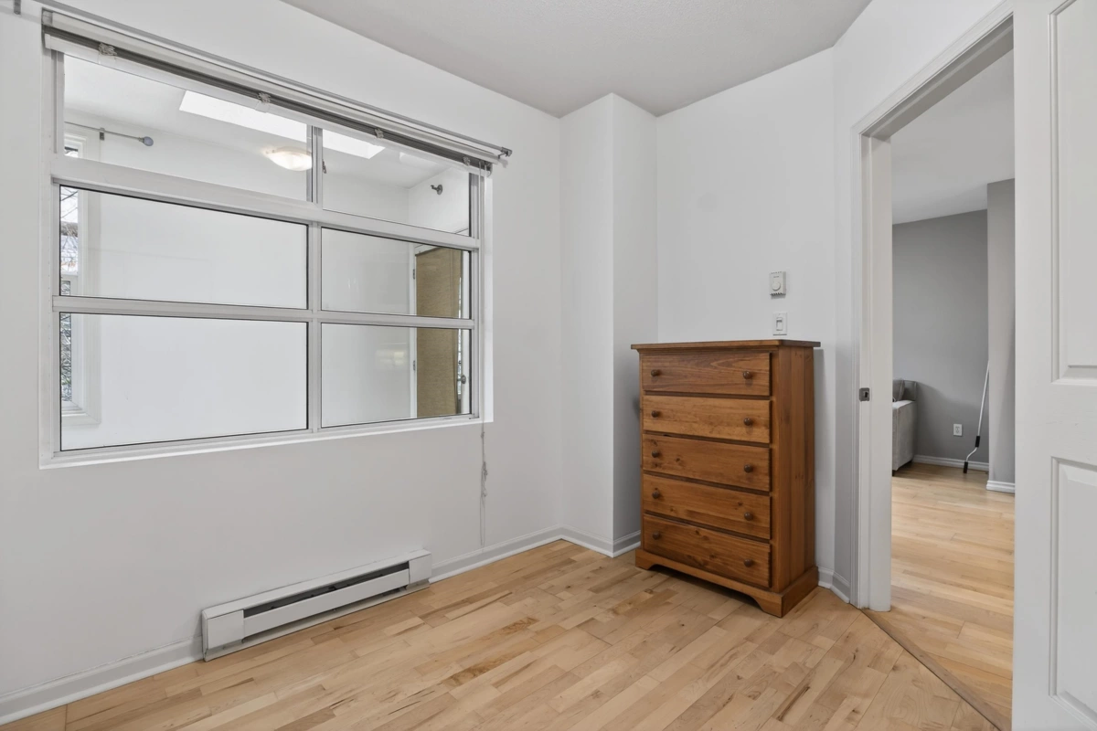 Bedroom 2 Photo of 103 108 W Esplanade, North Vancouver, BC