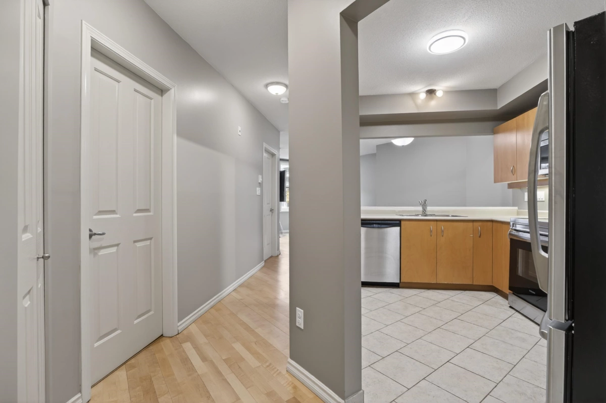 Living Room Photo of 103 108 W Esplanade, North Vancouver, BC