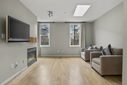Primary Bedroom Photo of 103 108 W Esplanade, North Vancouver, BC