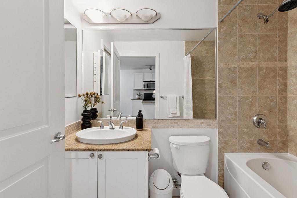 Basement Recreation Room Photo of 306 2636 E Hastings Street, Vancouver, BC