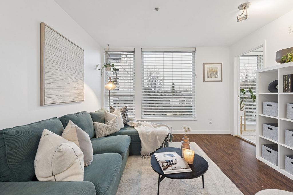 Dining Area Photo of 306 2636 E Hastings Street, Vancouver, BC