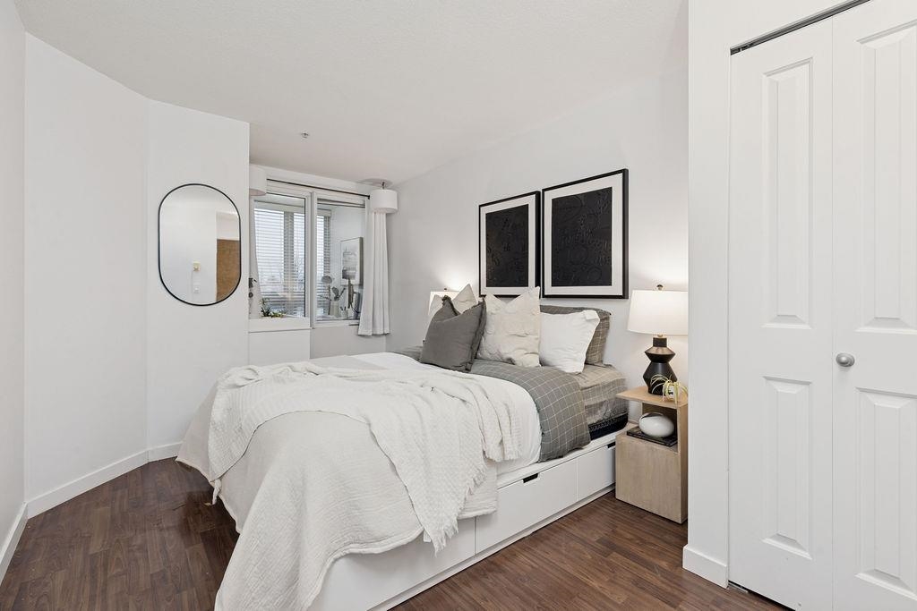 Primary Bathroom Photo of 306 2636 E Hastings Street, Vancouver, BC