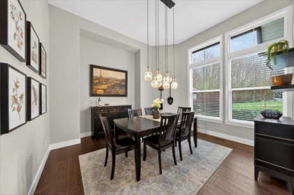 Kitchen Island Photo of 2879 160a Street, Surrey, BC