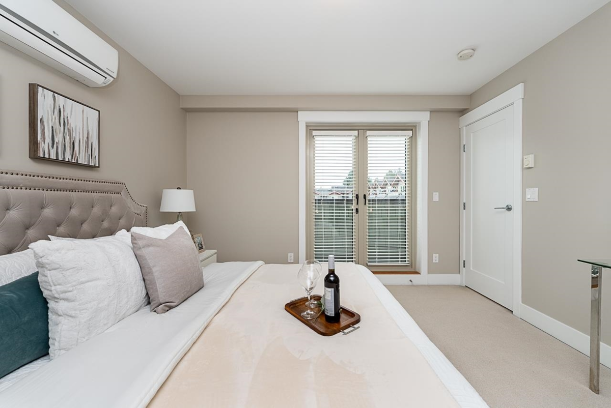 Primary Bathroom Photo of 966 W 43rd Avenue, Vancouver, BC