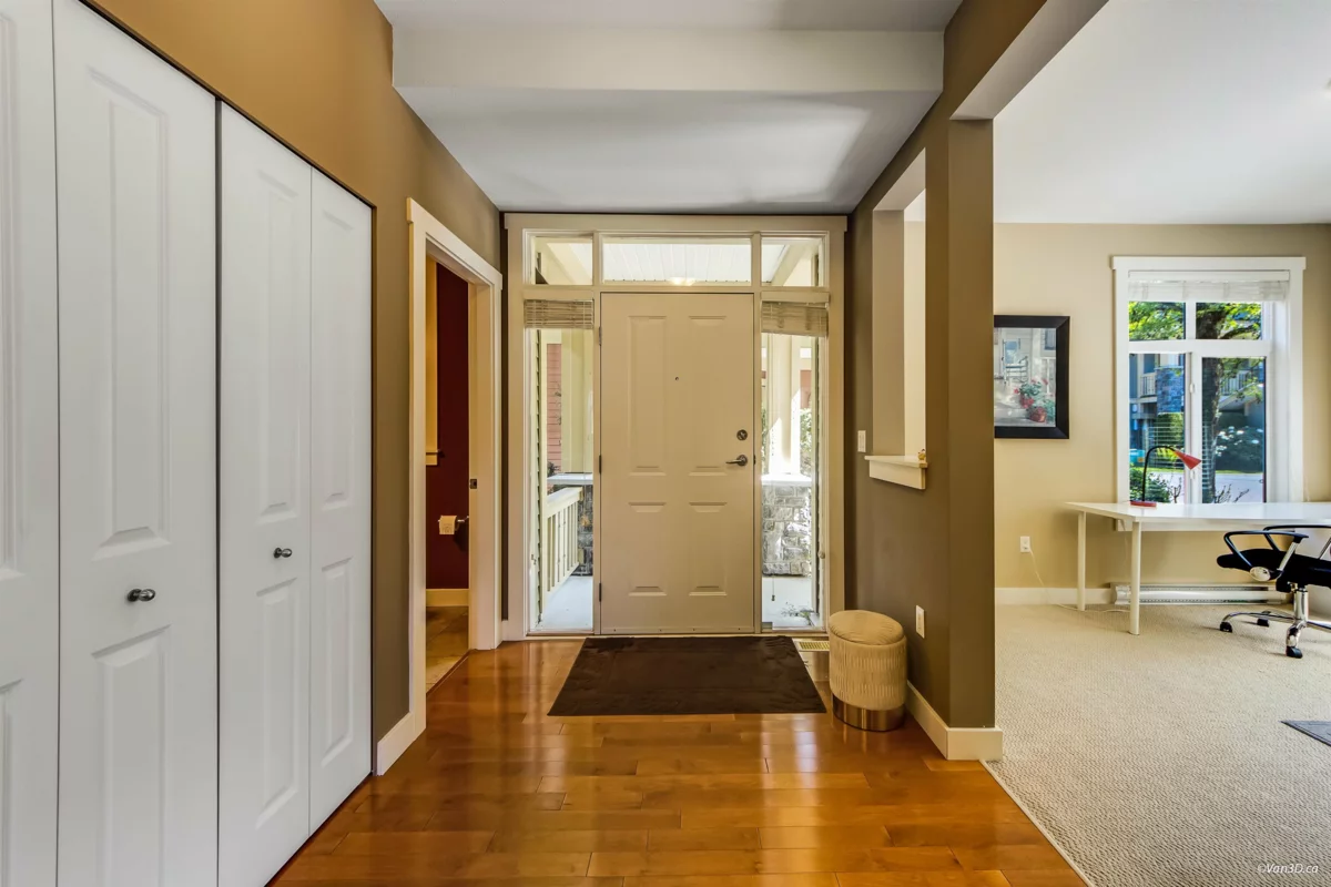 Living Room Photo of 7 15255 36 Avenue, Surrey, BC