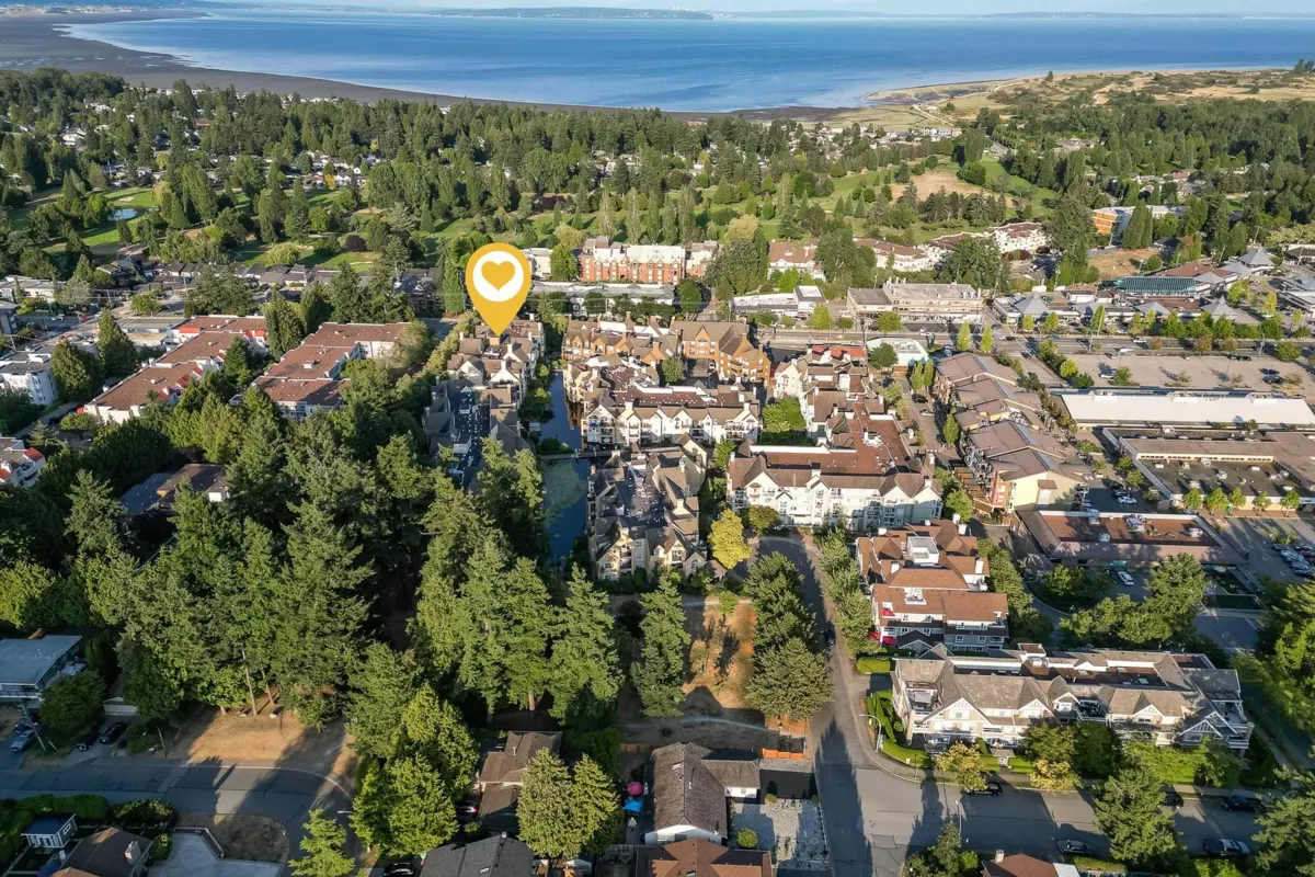 Bedroom 2 Photo of 205 5518 14th Avenue, Delta, BC