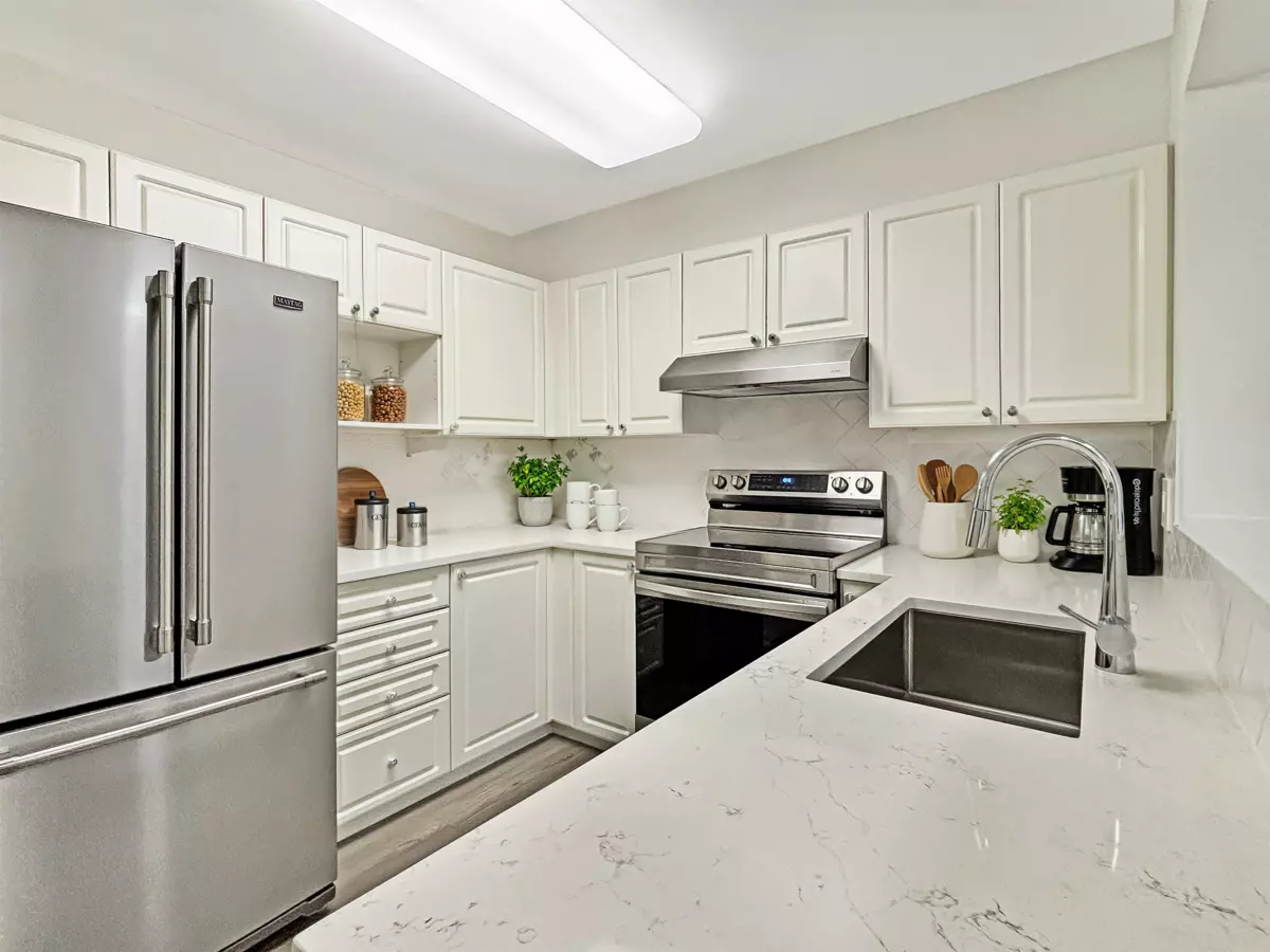 Family Room Photo of 205 5518 14th Avenue, Delta, BC