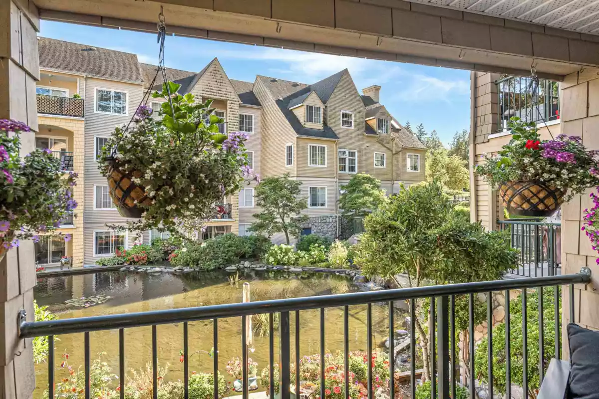 Kitchen Photo of 205 5518 14th Avenue, Delta, BC
