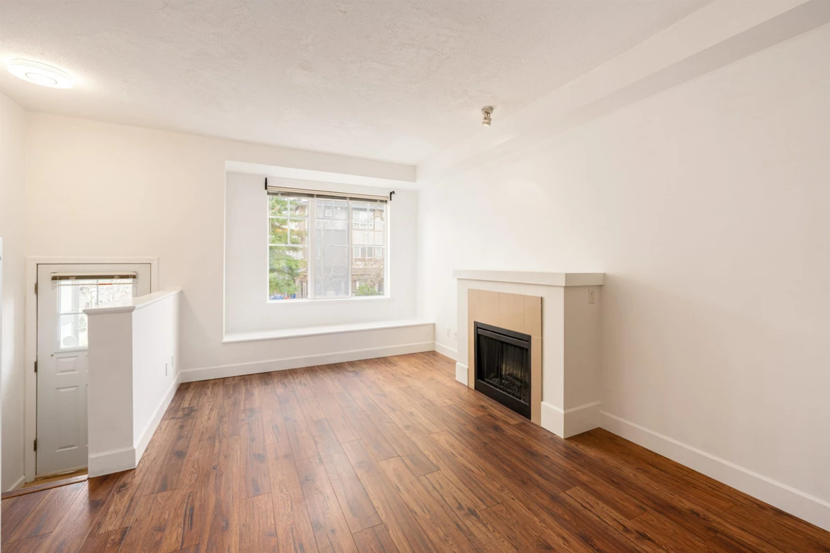 Kitchen Photo of 15 7331 Heather Street, Richmond, BC