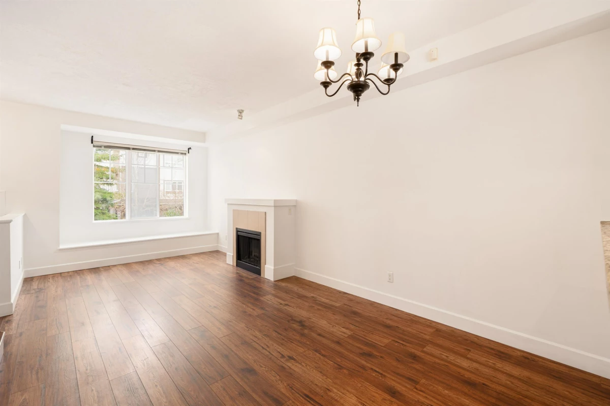 Primary Bathroom Photo of 15 7331 Heather Street, Richmond, BC