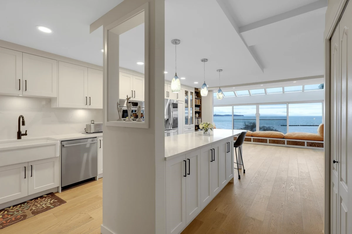 Office / Den Photo of 204 15165 Marine Drive, White Rock, BC