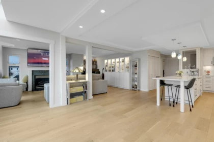 Basement Recreation Room Photo of 204 15165 Marine Drive, White Rock, BC