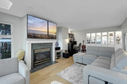 204 15165 Marine Drive, White Rock, BC