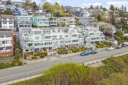 Neighborhood Park Photo Near 204 15165 Marine Drive, White Rock, BC