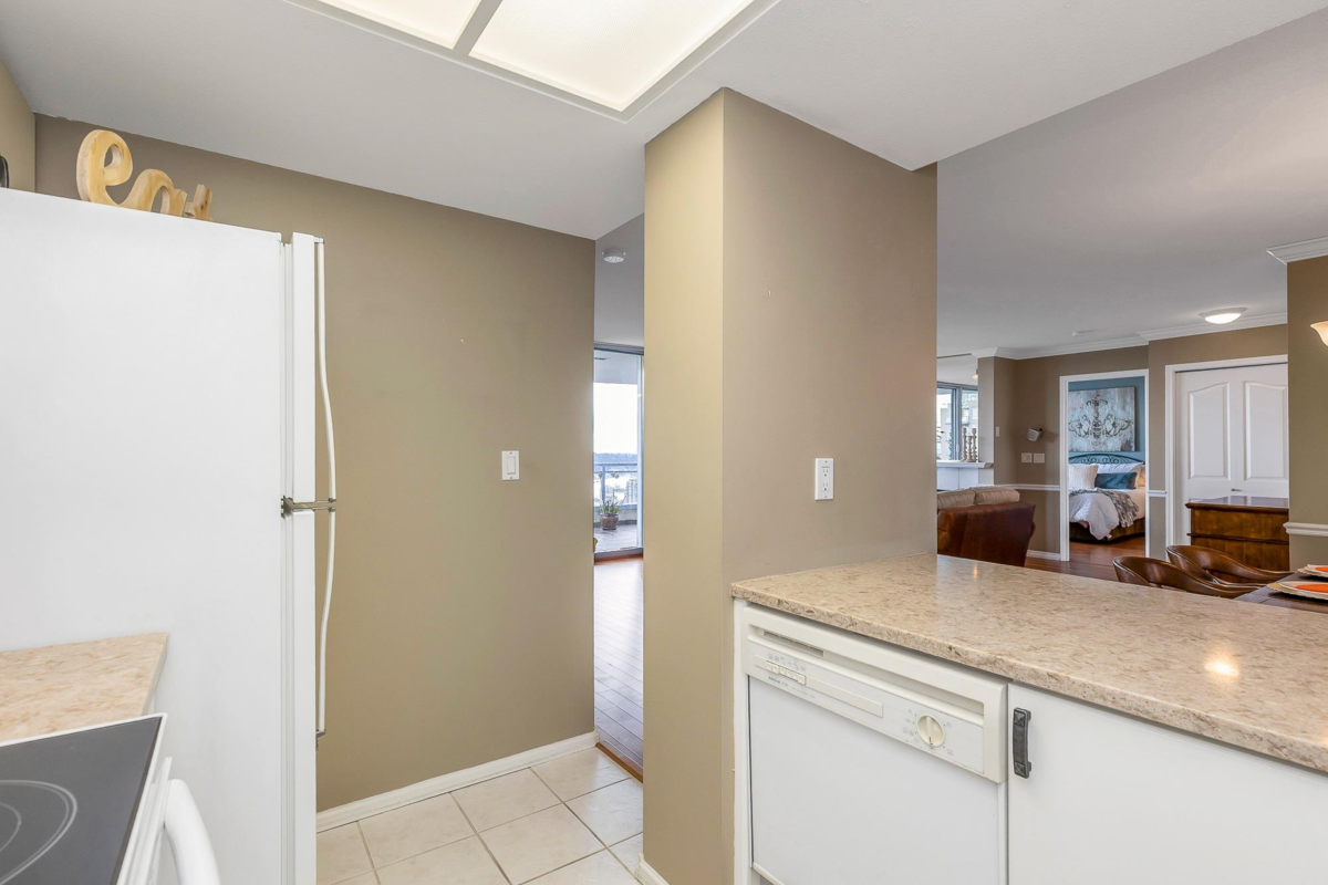 Primary Bathroom Photo of 1904 719 Princess Street, New Westminster, BC