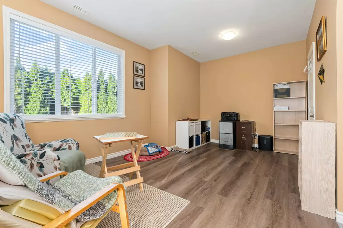 Garden / Landscaping Photo of 1 46321 Cessna Drive, Chilliwack, BC