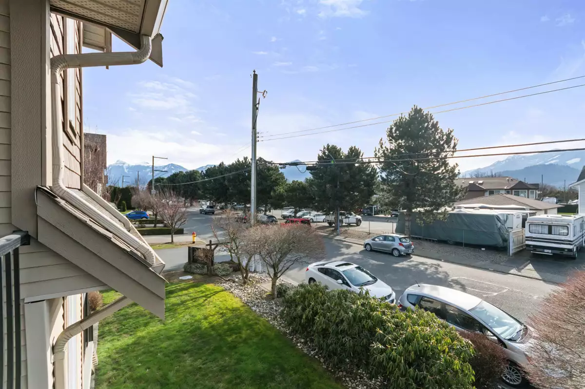 Neighborhood Park Photo Near 1 46321 Cessna Drive, Chilliwack, BC