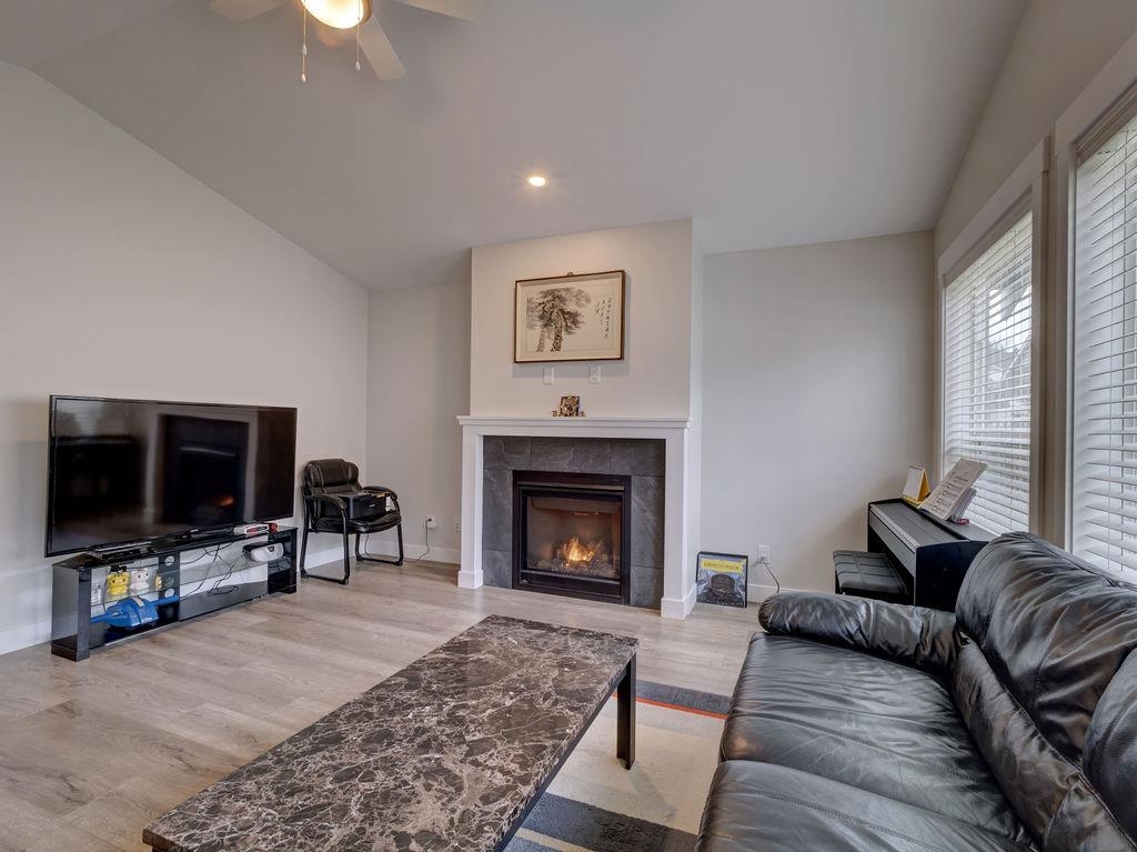 Bedroom 3 Photo of 1028 Celia Crescent, Gibsons, BC