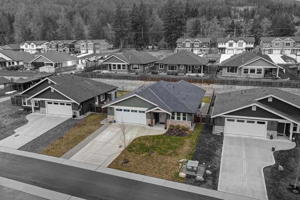 Garden / Landscaping Photo of 1028 Celia Crescent, Gibsons, BC