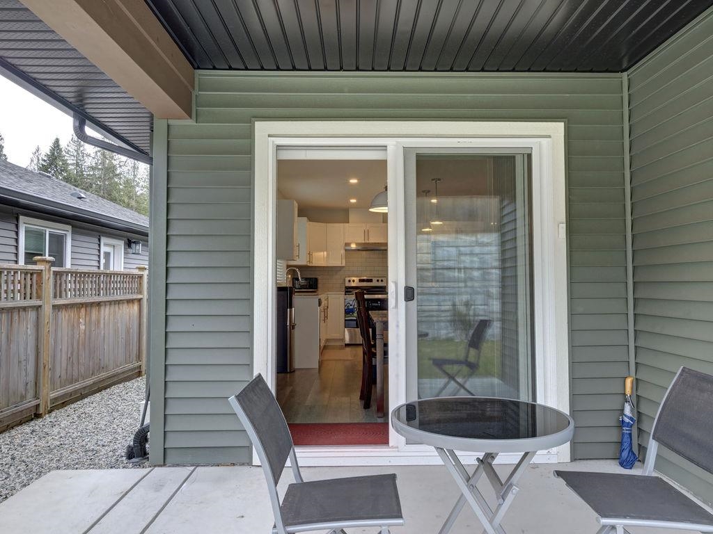 Staircase Photo of 1028 Celia Crescent, Gibsons, BC