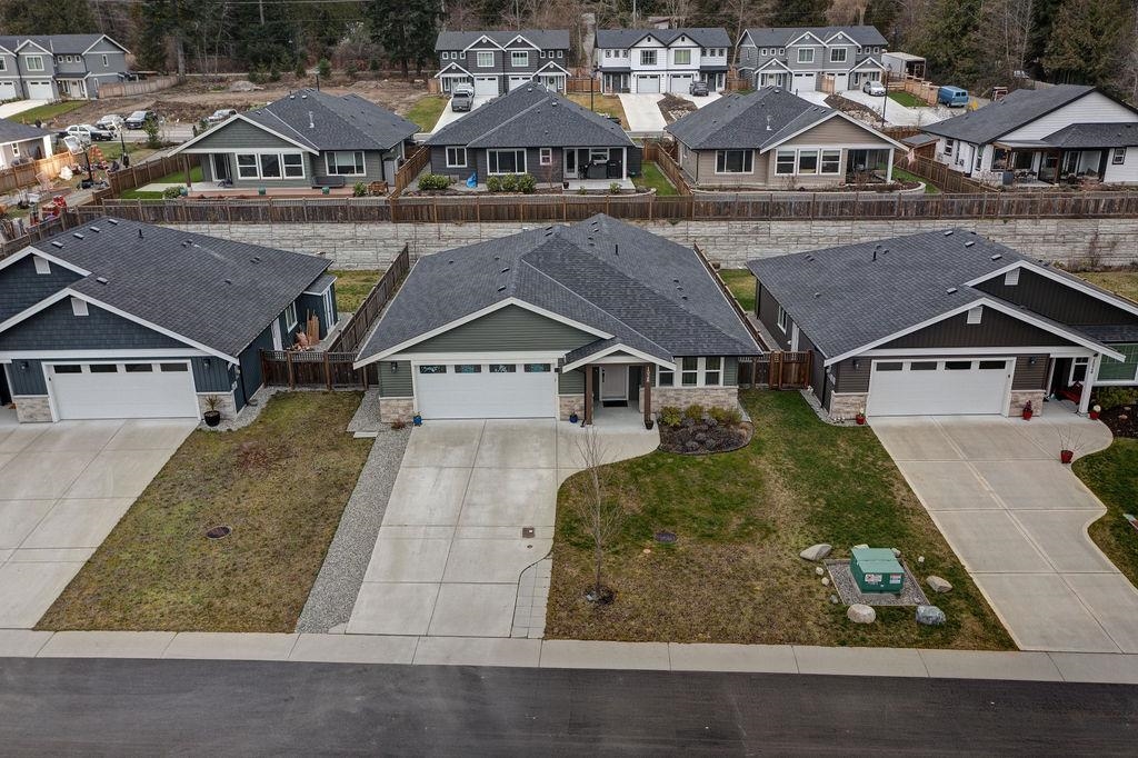 Swimming Pool Photo of 1028 Celia Crescent, Gibsons, BC