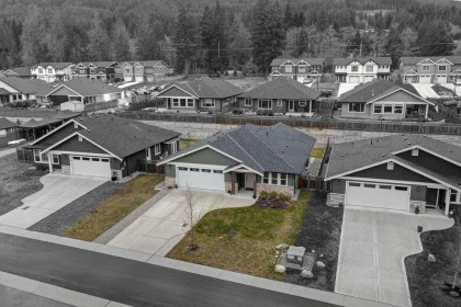 Garden / Landscaping Photo of 1028 Celia Crescent, Gibsons, BC