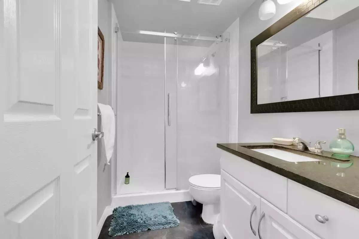 Kitchen Island Photo of 314 7151 121 Street, Surrey, BC