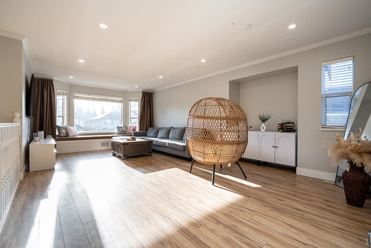 Breakfast Nook Photo of 8455 Cade Barr Street, Mission, BC